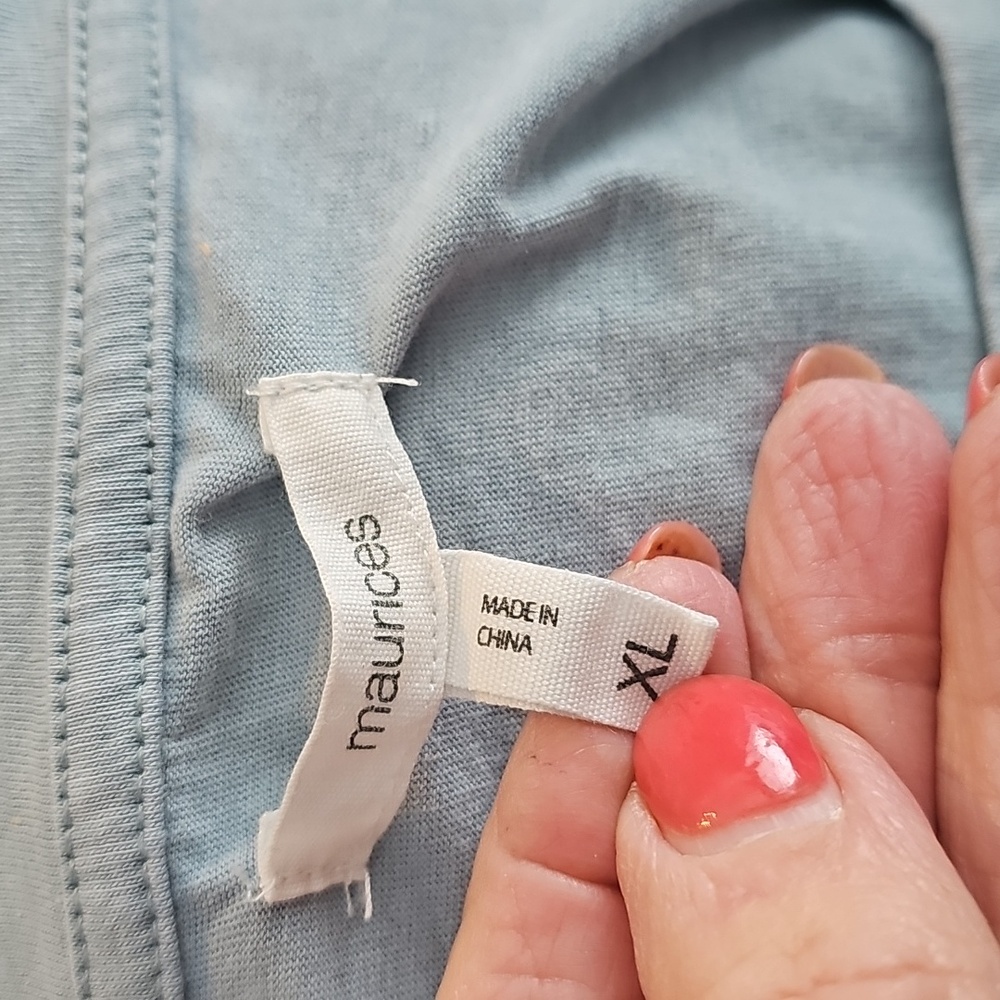 Maurices Floral Graphic Women's Top - Blue - Picture 4 of 6